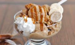 طريقة عمل حلى الآيس كريم بالشوكولاتة و الكراميل